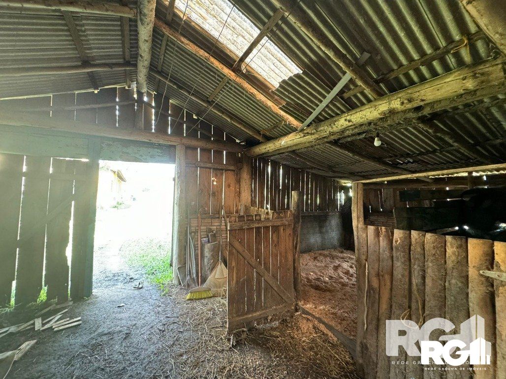 Sítio à venda com 2 quartos, 168m² - Foto 13