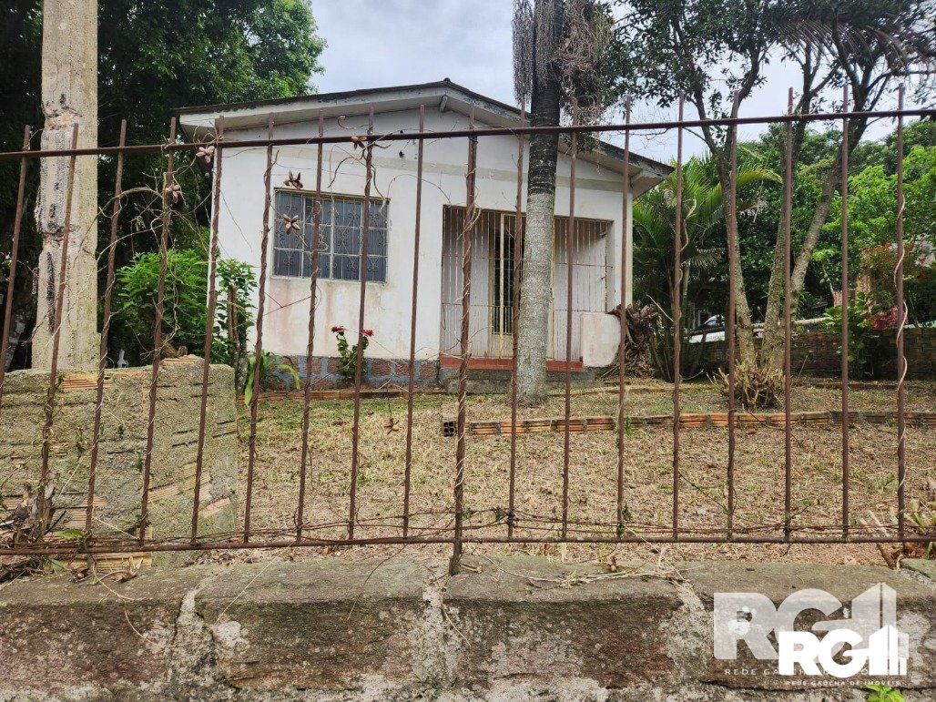 Casa à venda com 2 quartos, 62m² - Foto 4