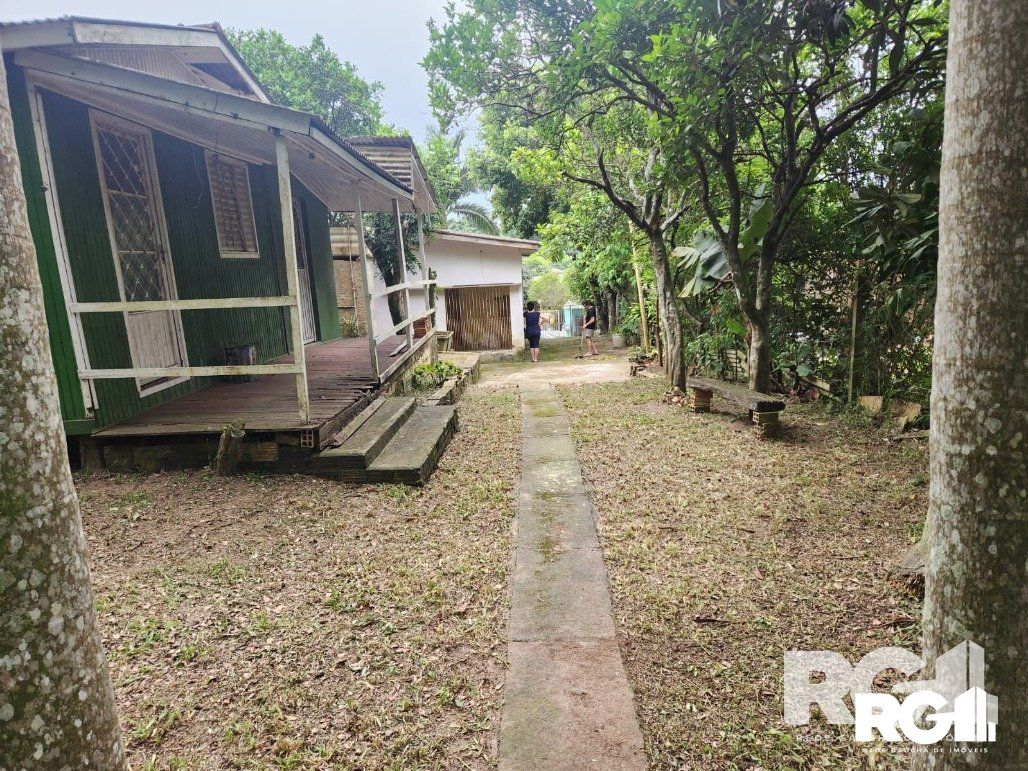 Casa à venda com 2 quartos, 62m² - Foto 13