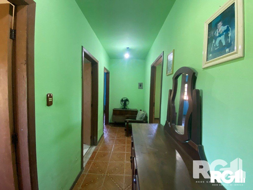 Casa à venda com 3 quartos, 60m² - Foto 8