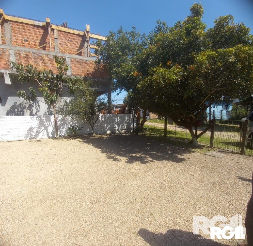 Casa à venda com 3 quartos, 97m² - Foto 2