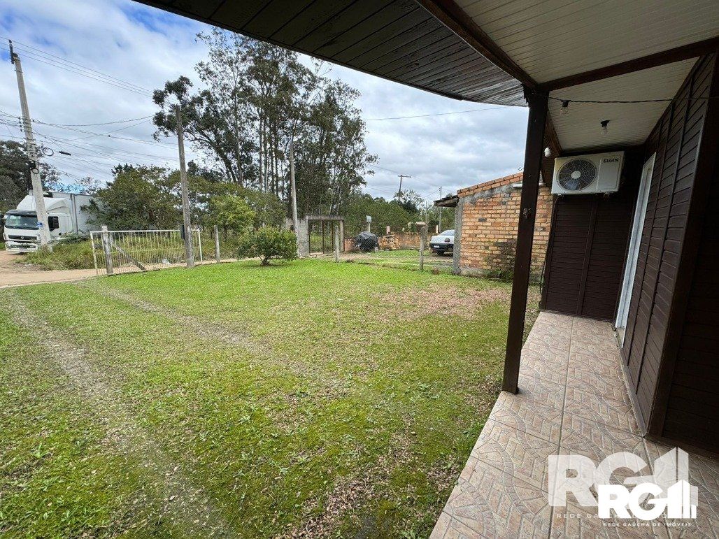 Casa à venda com 2 quartos, 50m² - Foto 4