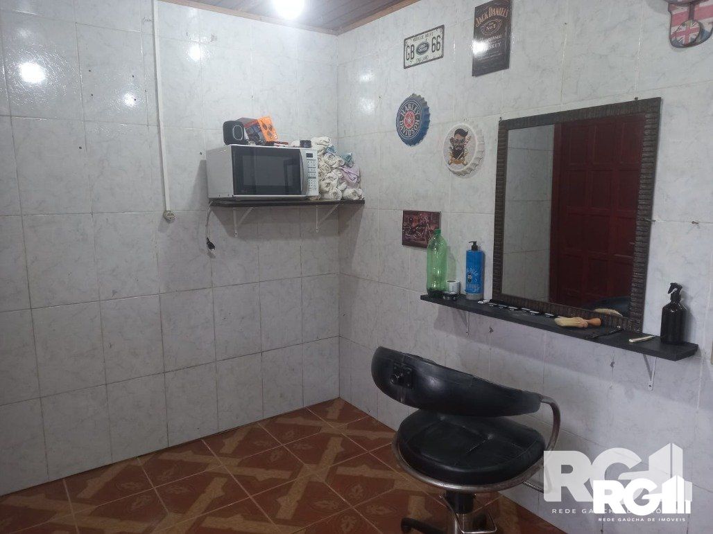 Casa à venda com 2 quartos, 90m² - Foto 3