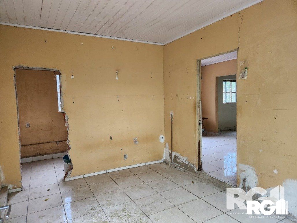 Casa à venda com 2 quartos, 62m² - Foto 12