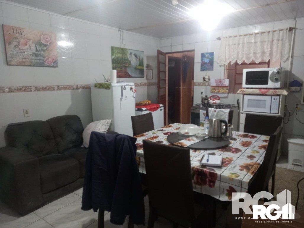 Casa à venda com 2 quartos, 90m² - Foto 4