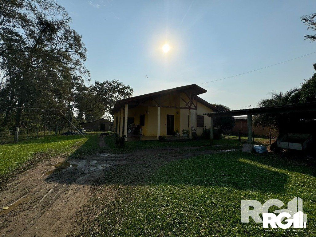 Sítio à venda com 2 quartos, 168m² - Foto 2