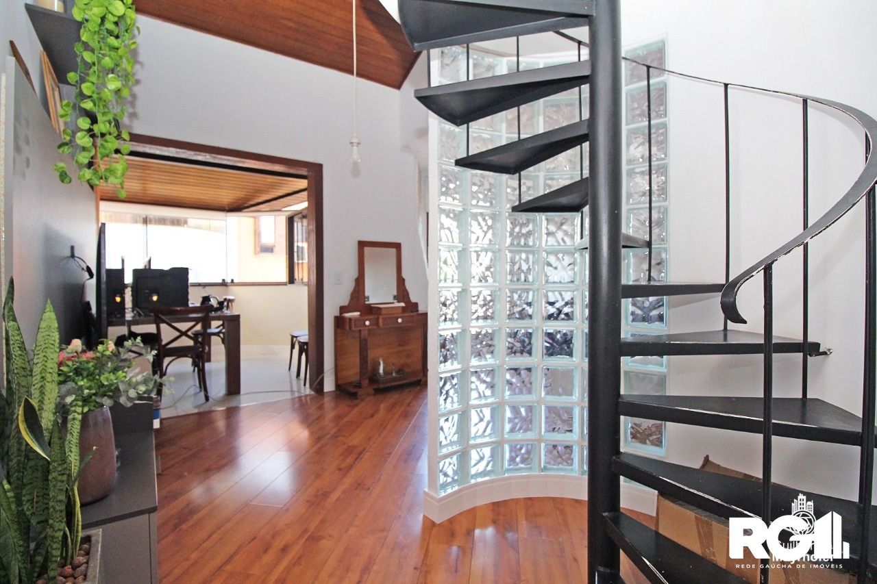 Cobertura à venda com 3 quartos, 217m² - Foto 2