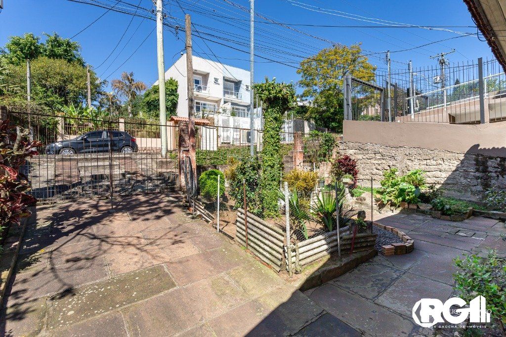 Casa à venda com 2 quartos, 80m² - Foto 3