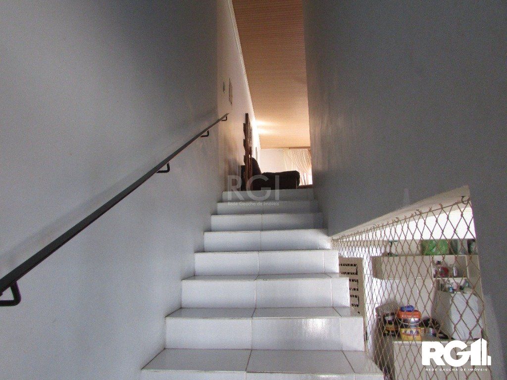 Casa à venda com 3 quartos, 180m² - Foto 9