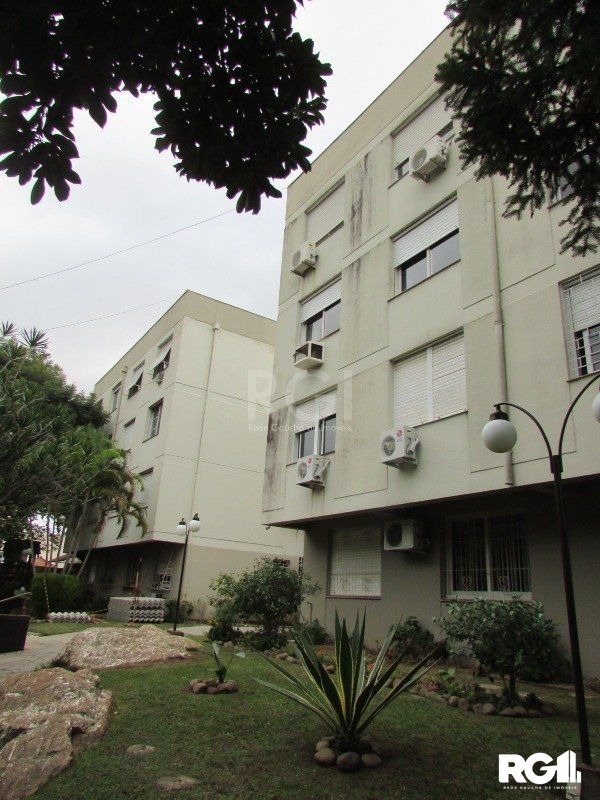Apartamento à venda com 1 quarto, 47m² - Foto 2