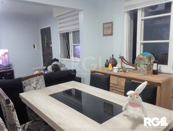 Apartamento à venda com 4 quartos, 77m² - Foto 2