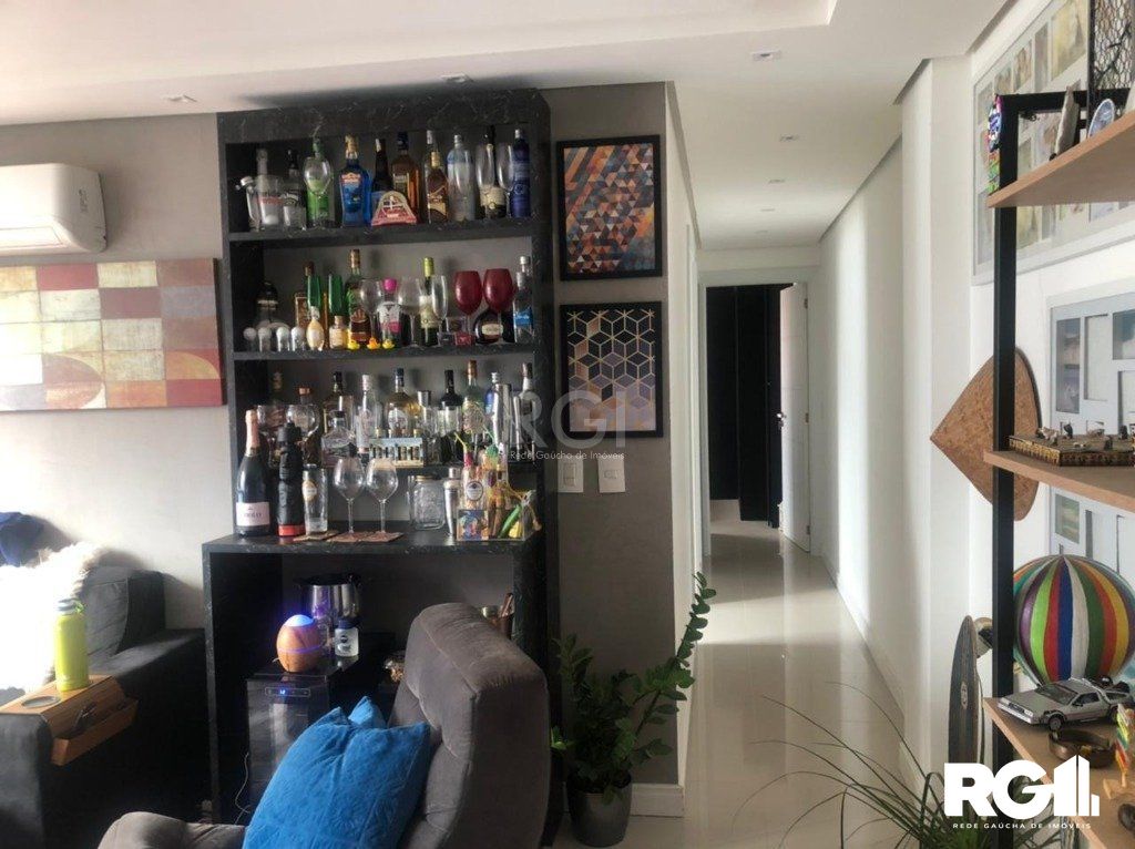 Apartamento à venda com 2 quartos, 60m² - Foto 1
