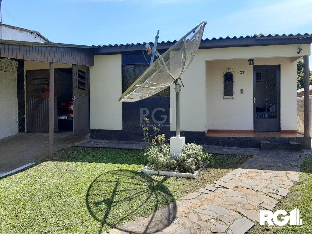 Casa à venda com 3 quartos, 101m² - Foto 1