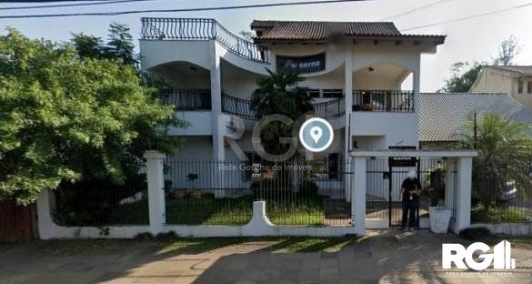 Casa à venda com 7 quartos, 840m² - Foto 1