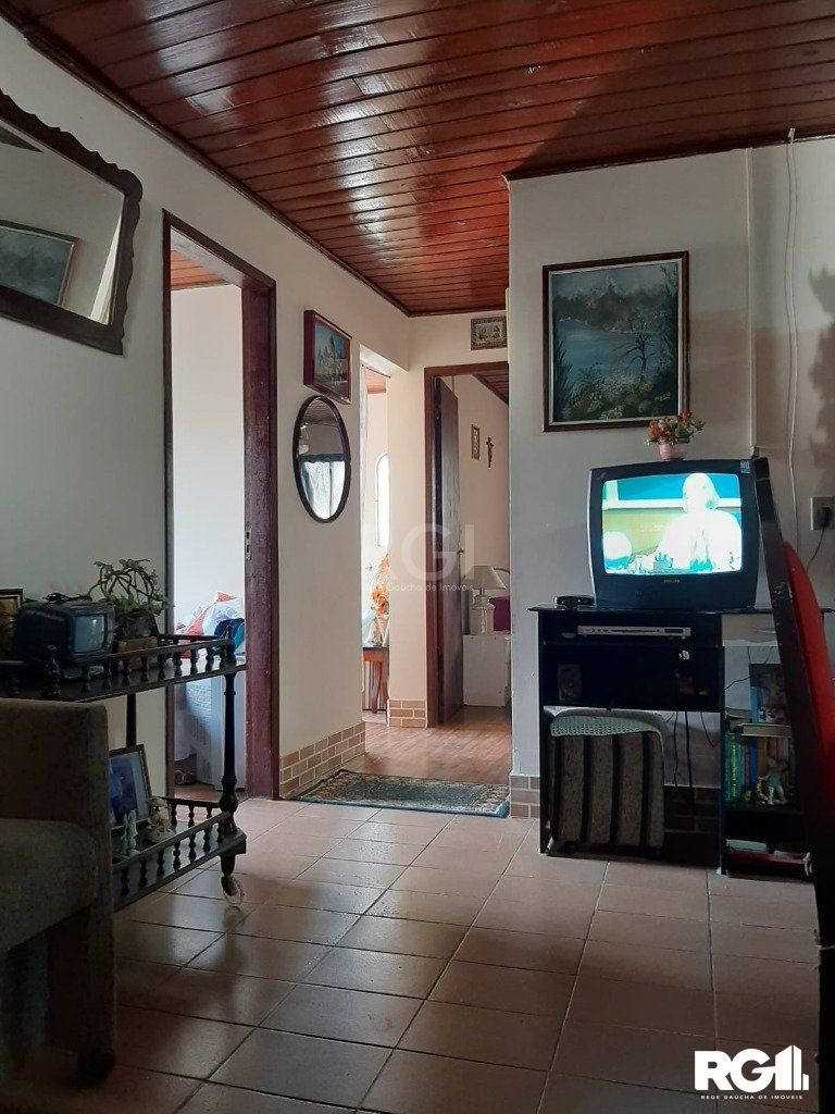 Casa à venda com 3 quartos, 101m² - Foto 8
