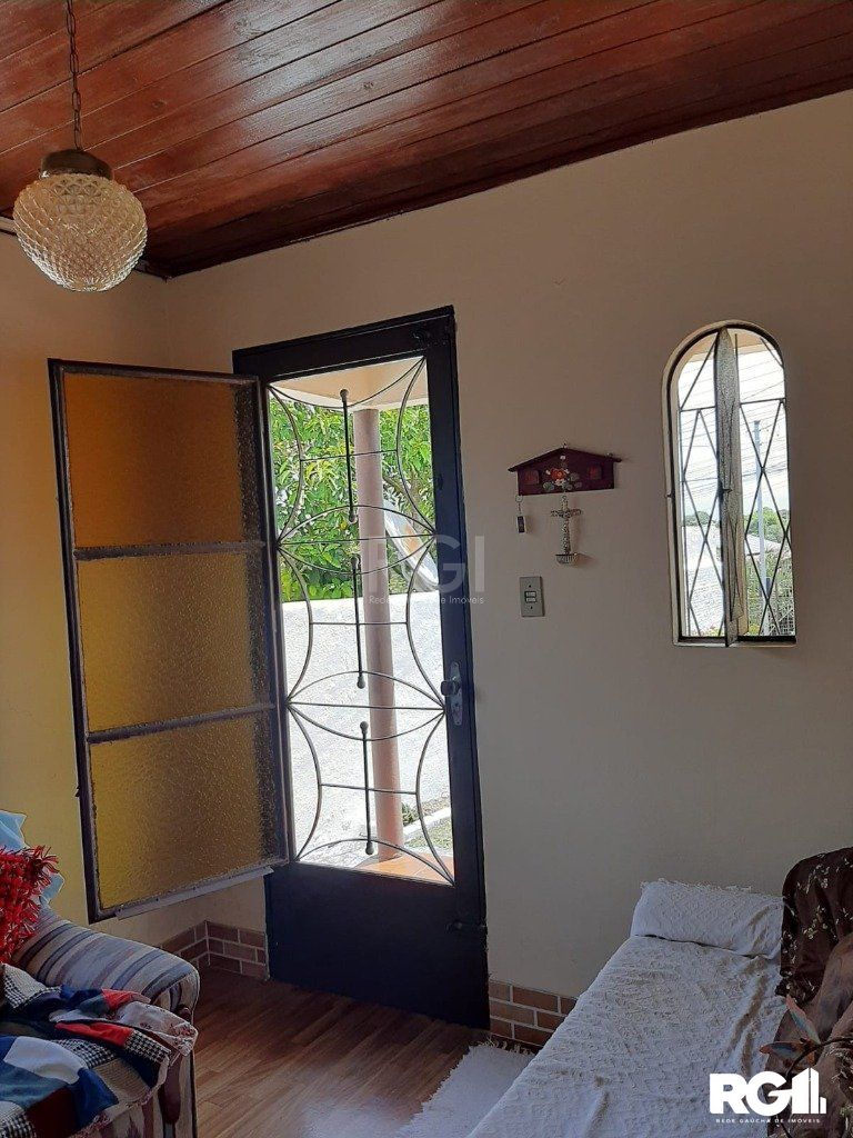 Casa à venda com 3 quartos, 101m² - Foto 9