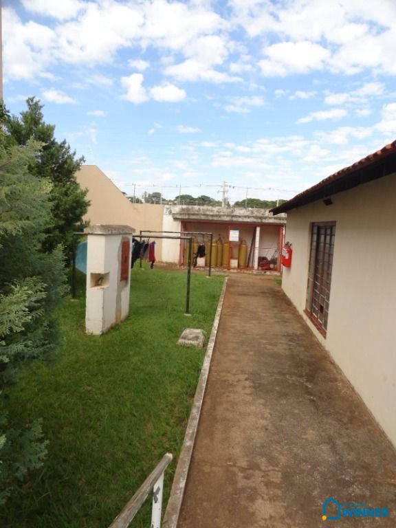 Apartamento à venda com 3 quartos, 54m² - Foto 2