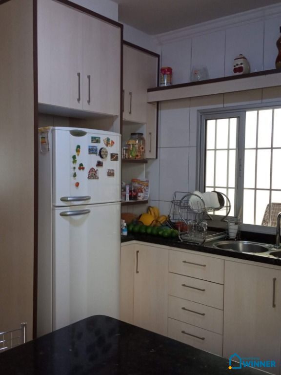 Casa à venda com 3 quartos, 140m² - Foto 6