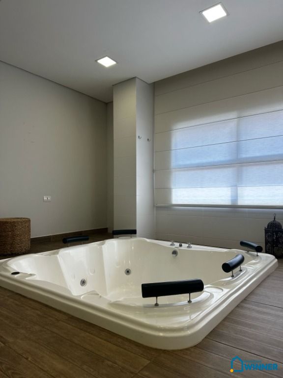 Apartamento para alugar com 3 quartos, 120m² - Foto 20