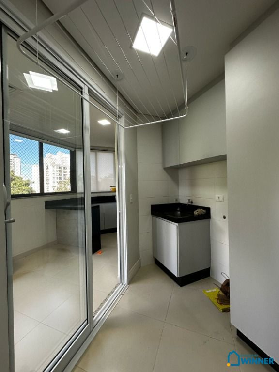 Apartamento para alugar com 3 quartos, 120m² - Foto 5