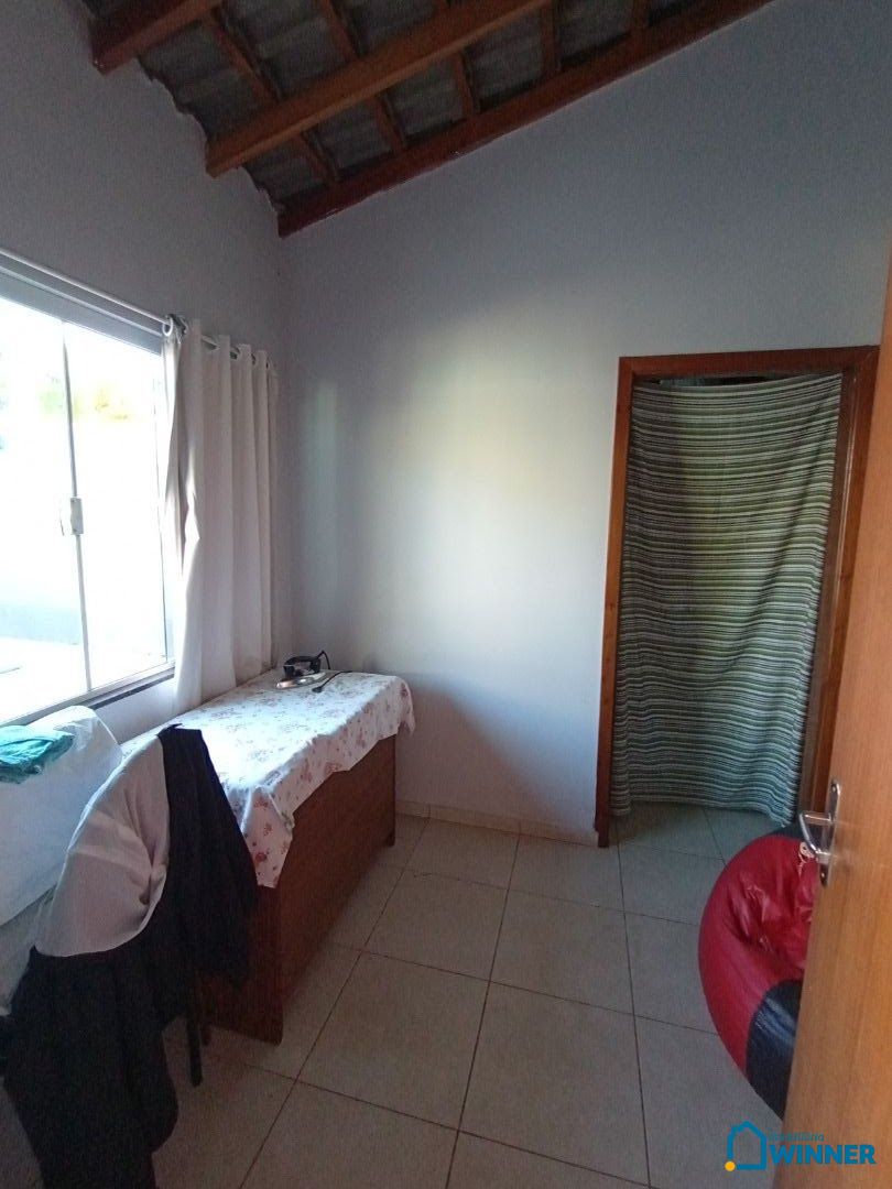 Casa à venda com 3 quartos, 197m² - Foto 12