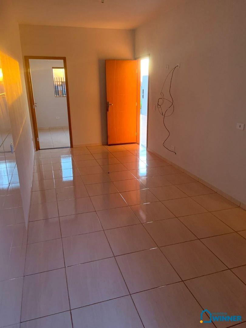 Casa para alugar com 2 quartos, 68m² - Foto 12