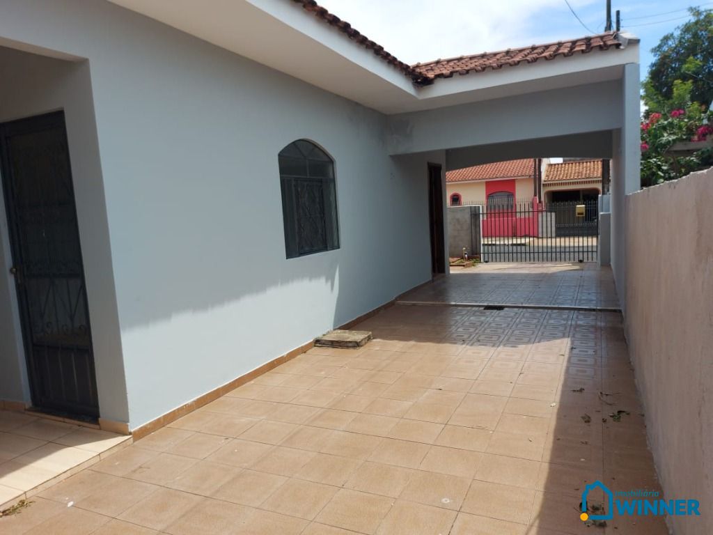 Casa para alugar com 2 quartos, 180m² - Foto 15