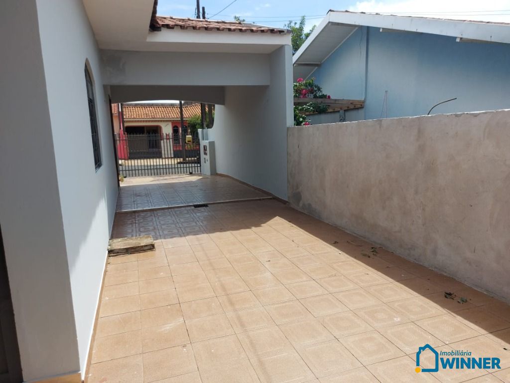 Casa para alugar com 2 quartos, 180m² - Foto 8