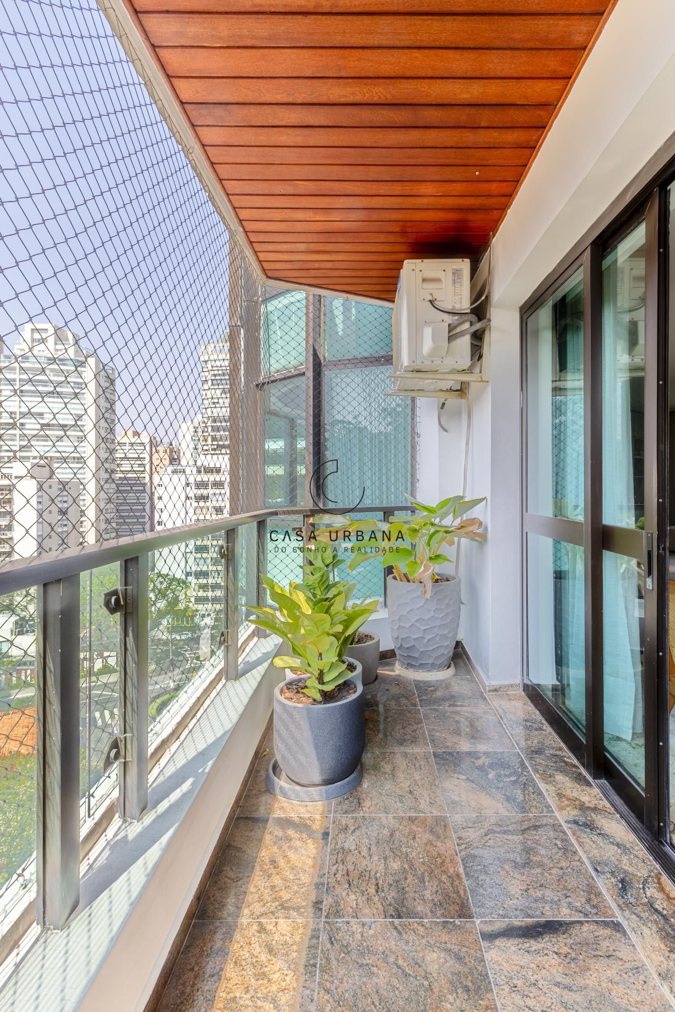 Apartamento à venda com 4 quartos, 234m² - Foto 10