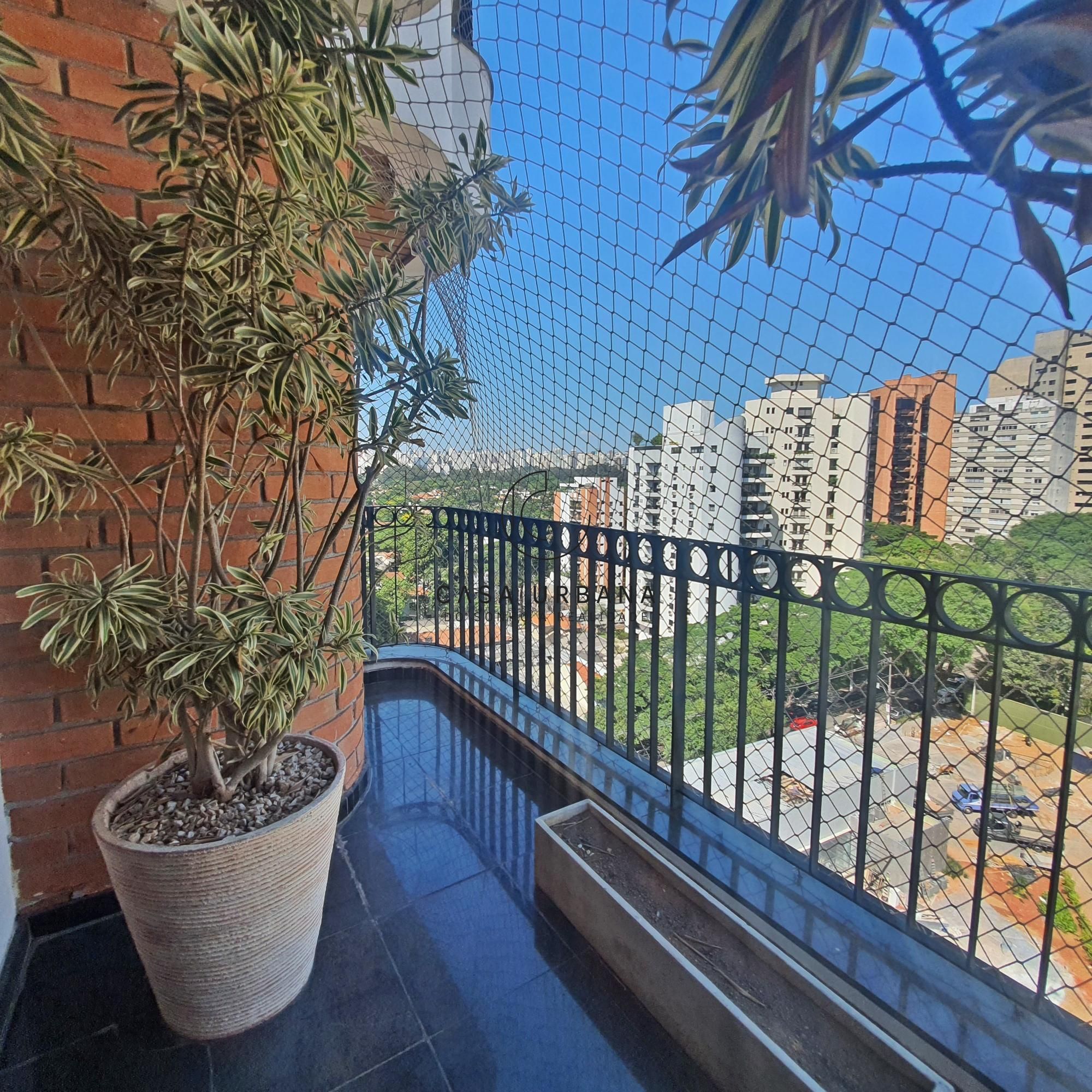 Apartamento à venda com 4 quartos, 220m² - Foto 7