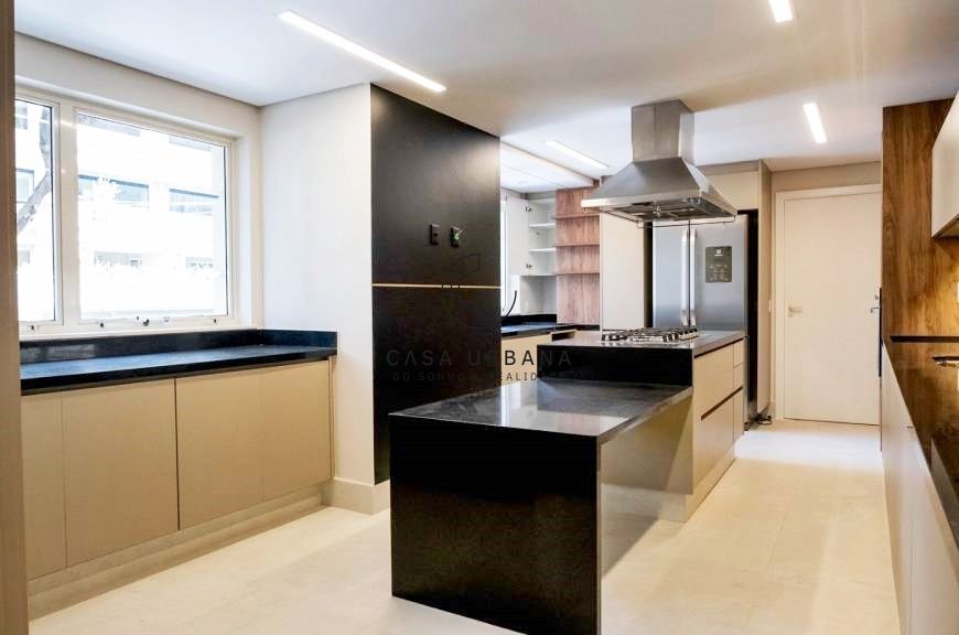 Apartamento à venda com 3 quartos, 306m² - Foto 18