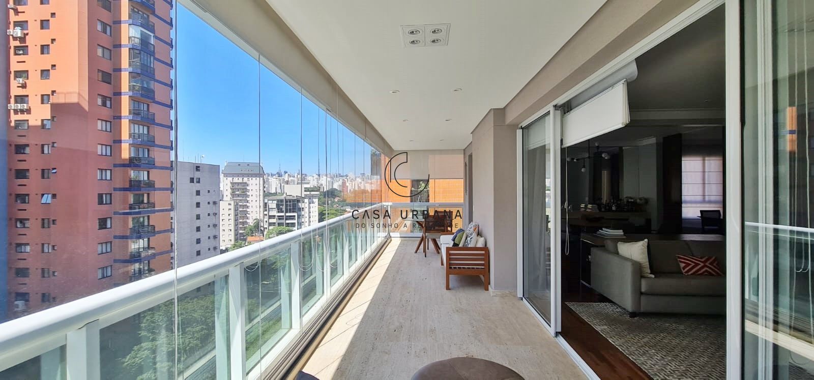 Apartamento à venda com 3 quartos, 235m² - Foto 1