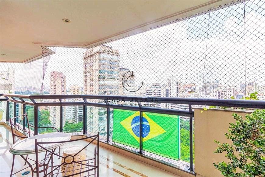 Apartamento à venda com 3 quartos, 295m² - Foto 4