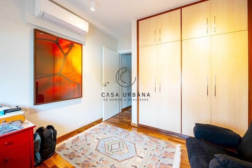 Apartamento à venda com 4 quartos, 220m² - Foto 13