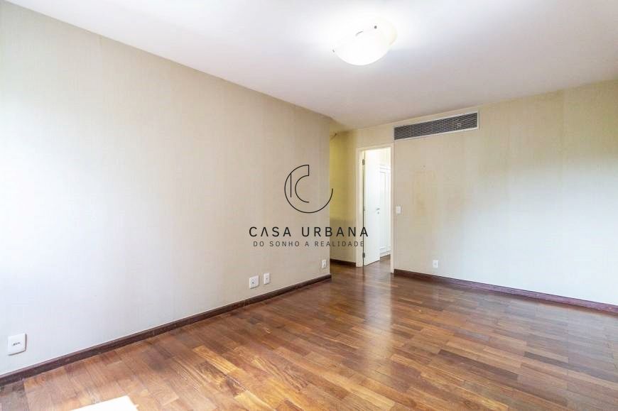 Apartamento à venda com 3 quartos, 207m² - Foto 17