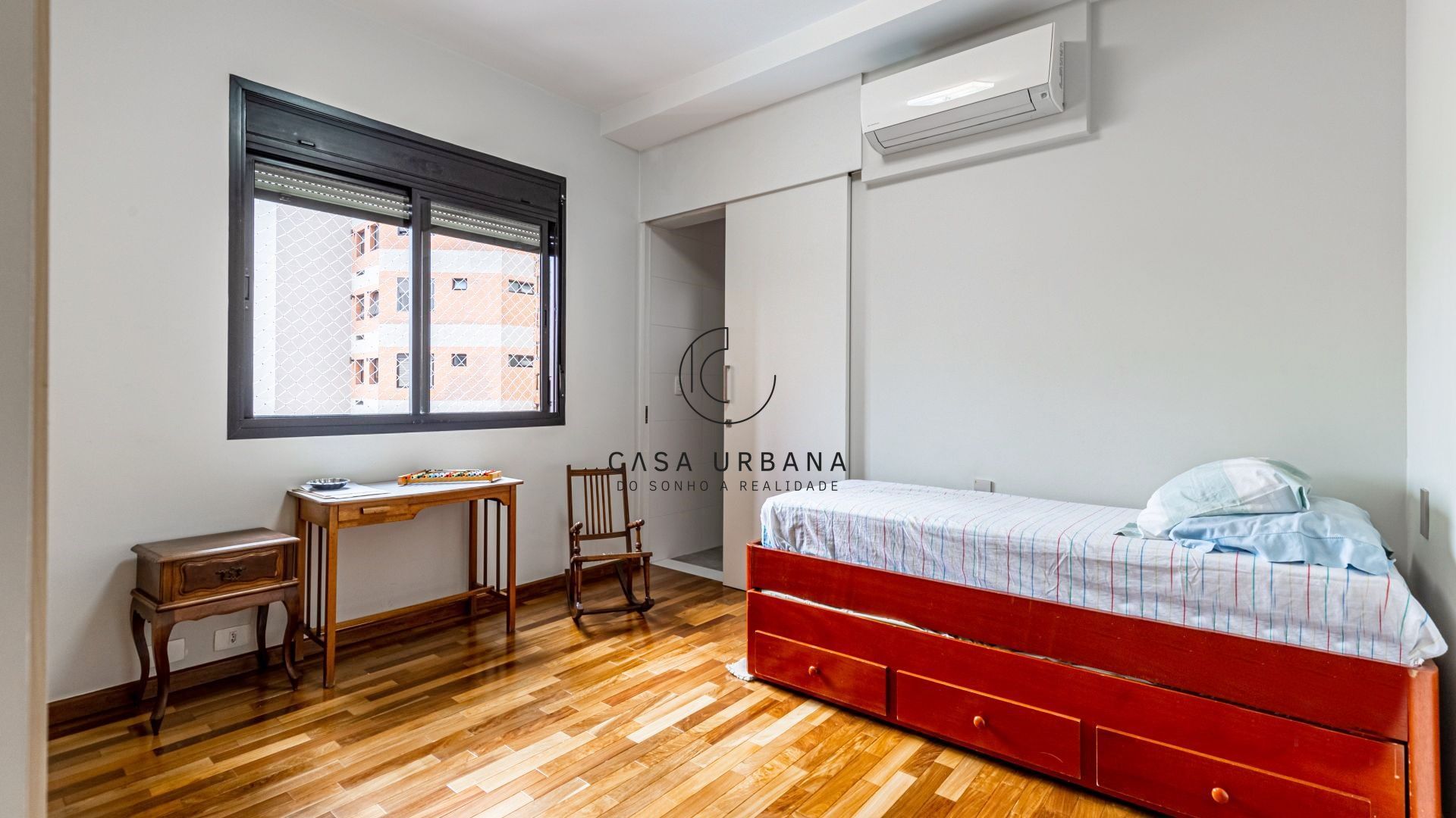 Apartamento à venda com 4 quartos, 220m² - Foto 14