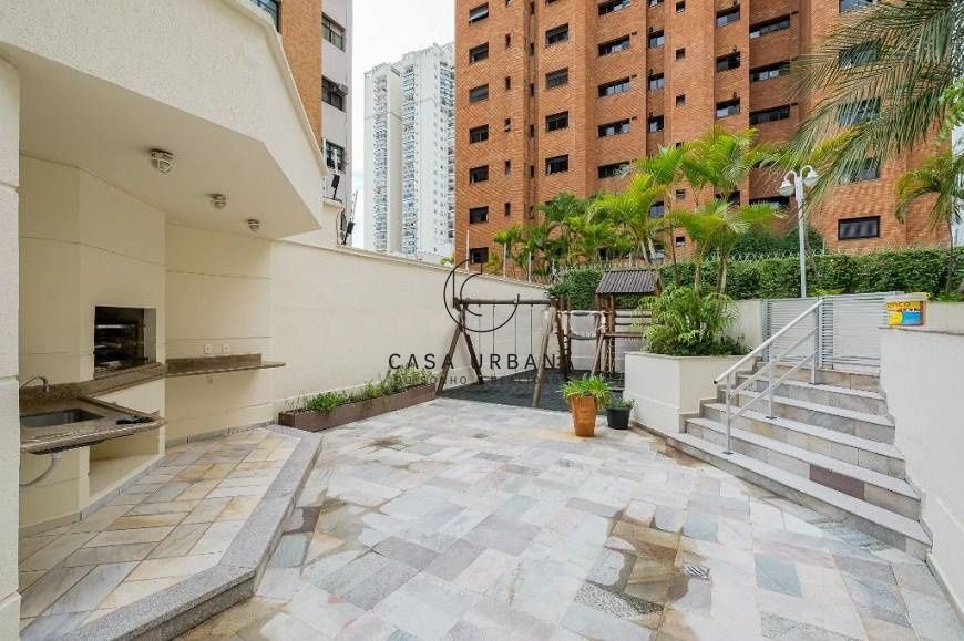 Apartamento à venda com 4 quartos, 220m² - Foto 32