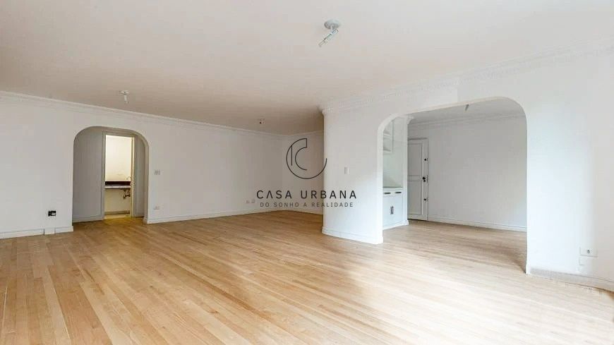 Apartamento à venda com 3 quartos, 170m² - Foto 7