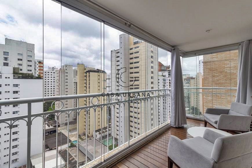 Apartamento à venda com 2 quartos, 143m² - Foto 2