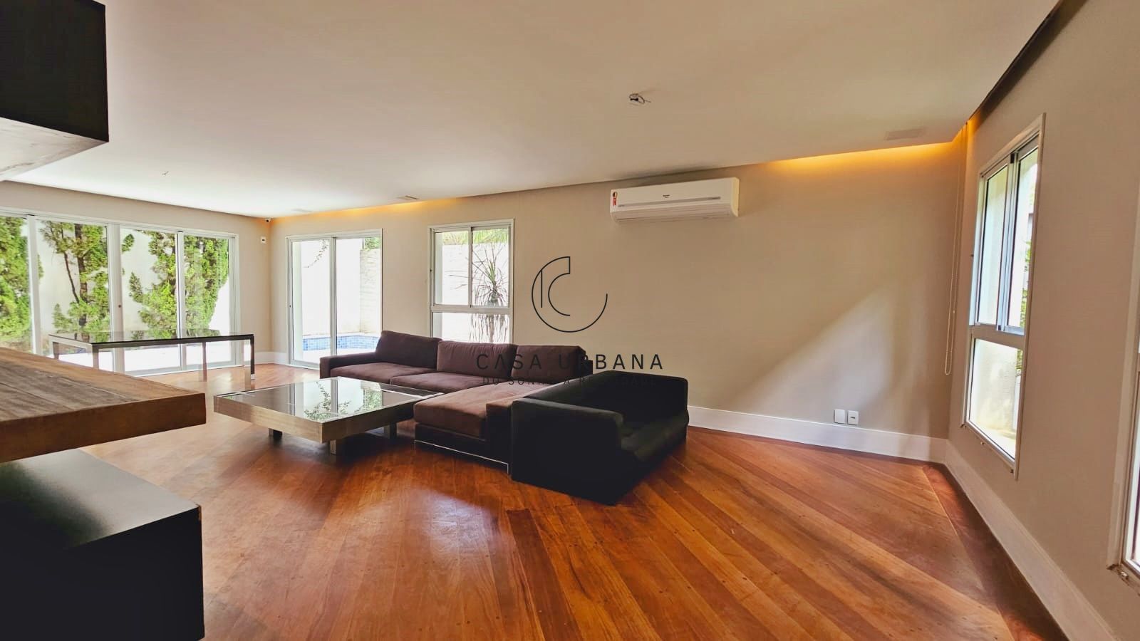 Casa de Condomínio à venda com 4 quartos, 445m² - Foto 3