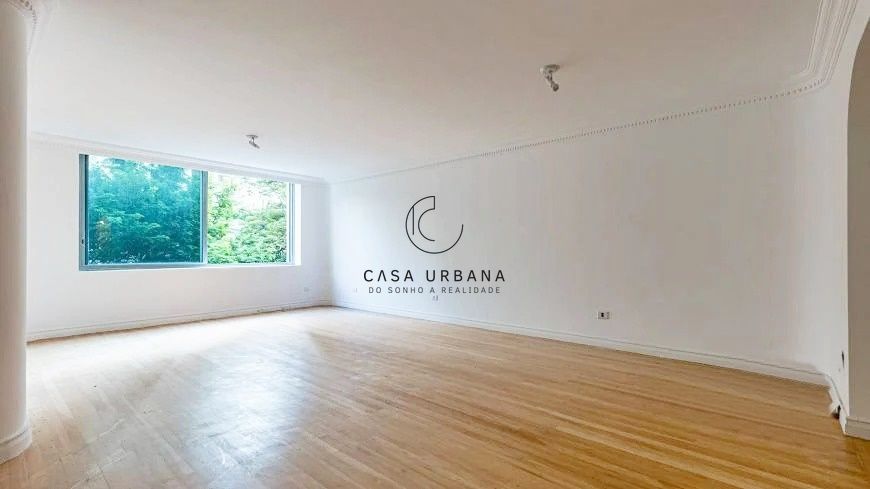 Apartamento à venda com 3 quartos, 170m² - Foto 1