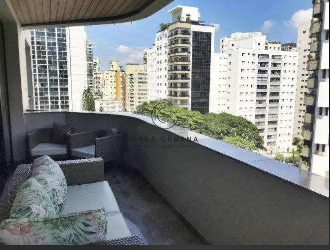 Apartamento à venda com 4 quartos, 377m² - Foto 2