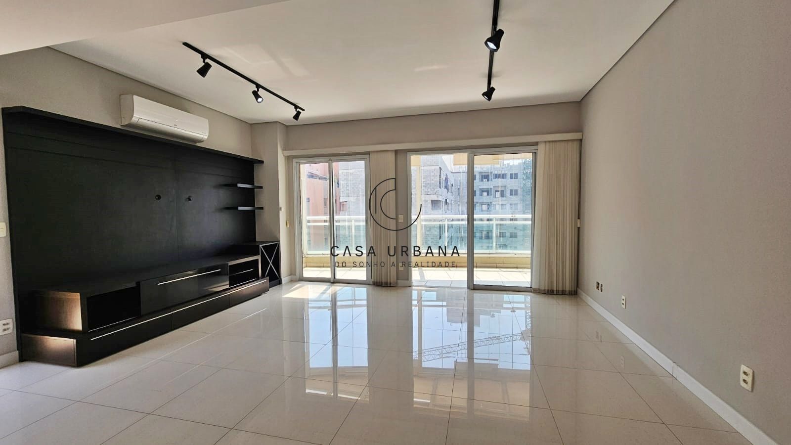 Apartamento à venda com 3 quartos, 137m² - Foto 5