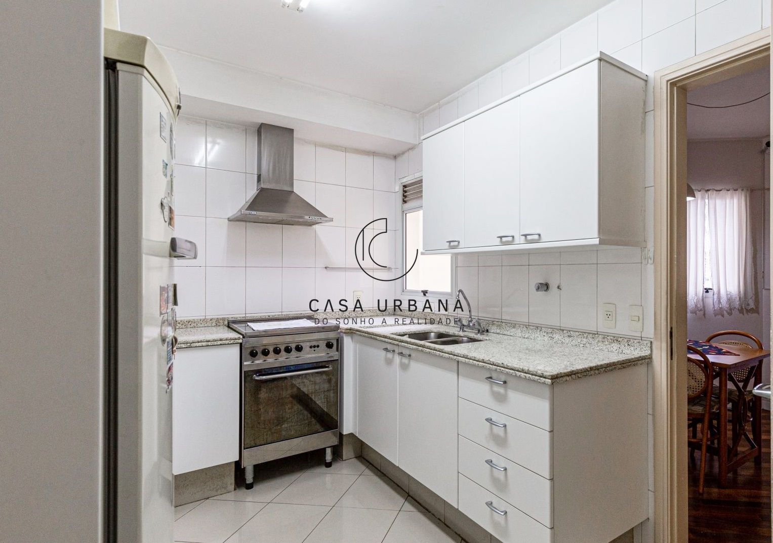 Apartamento à venda com 3 quartos, 212m² - Foto 22