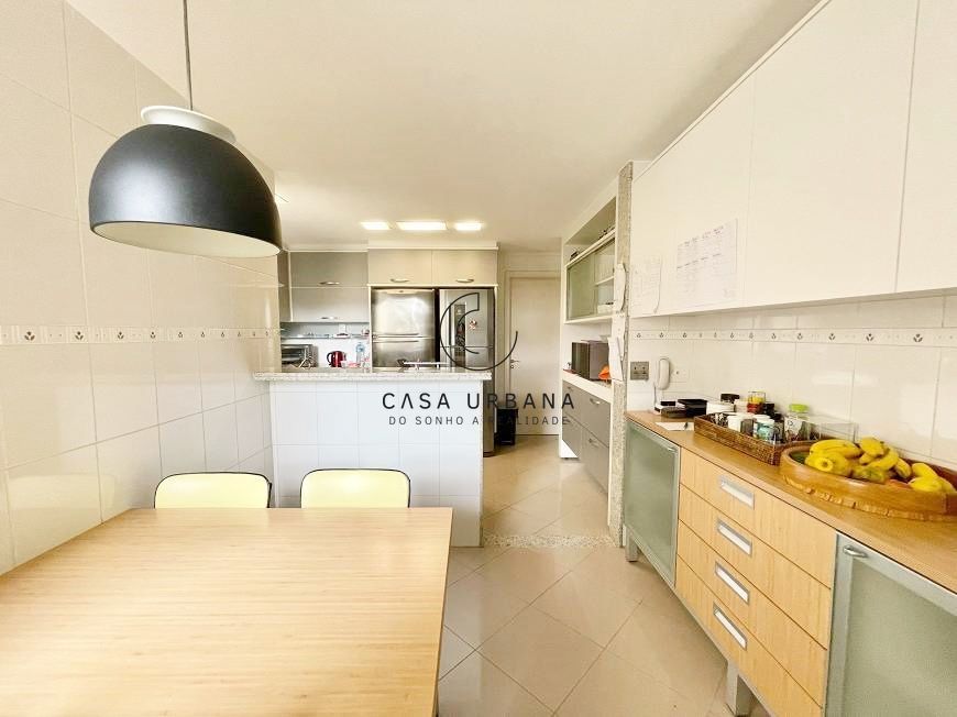 Apartamento à venda com 3 quartos, 212m² - Foto 20