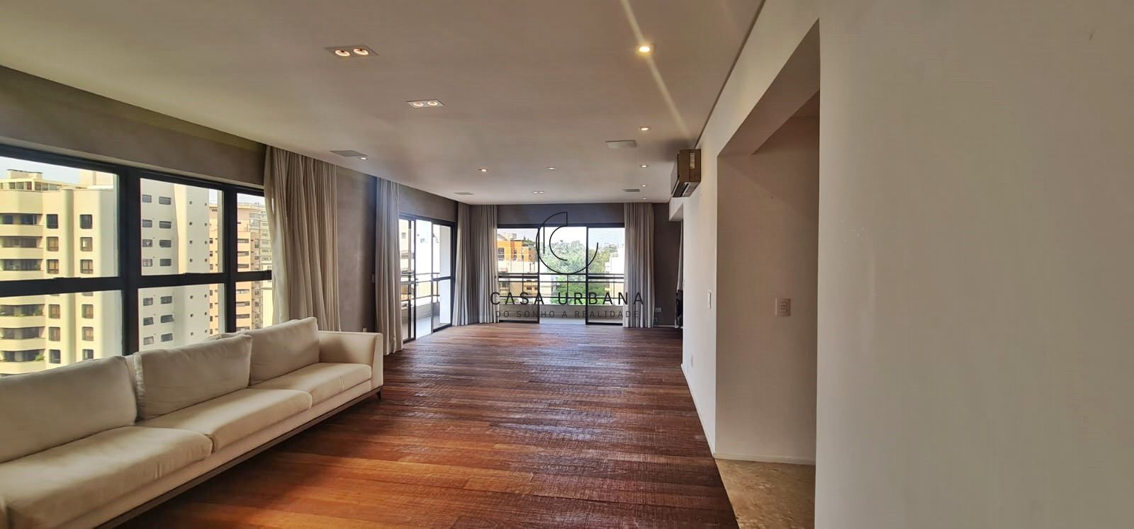 Apartamento, 3 quartos, 266 m² - Foto 2