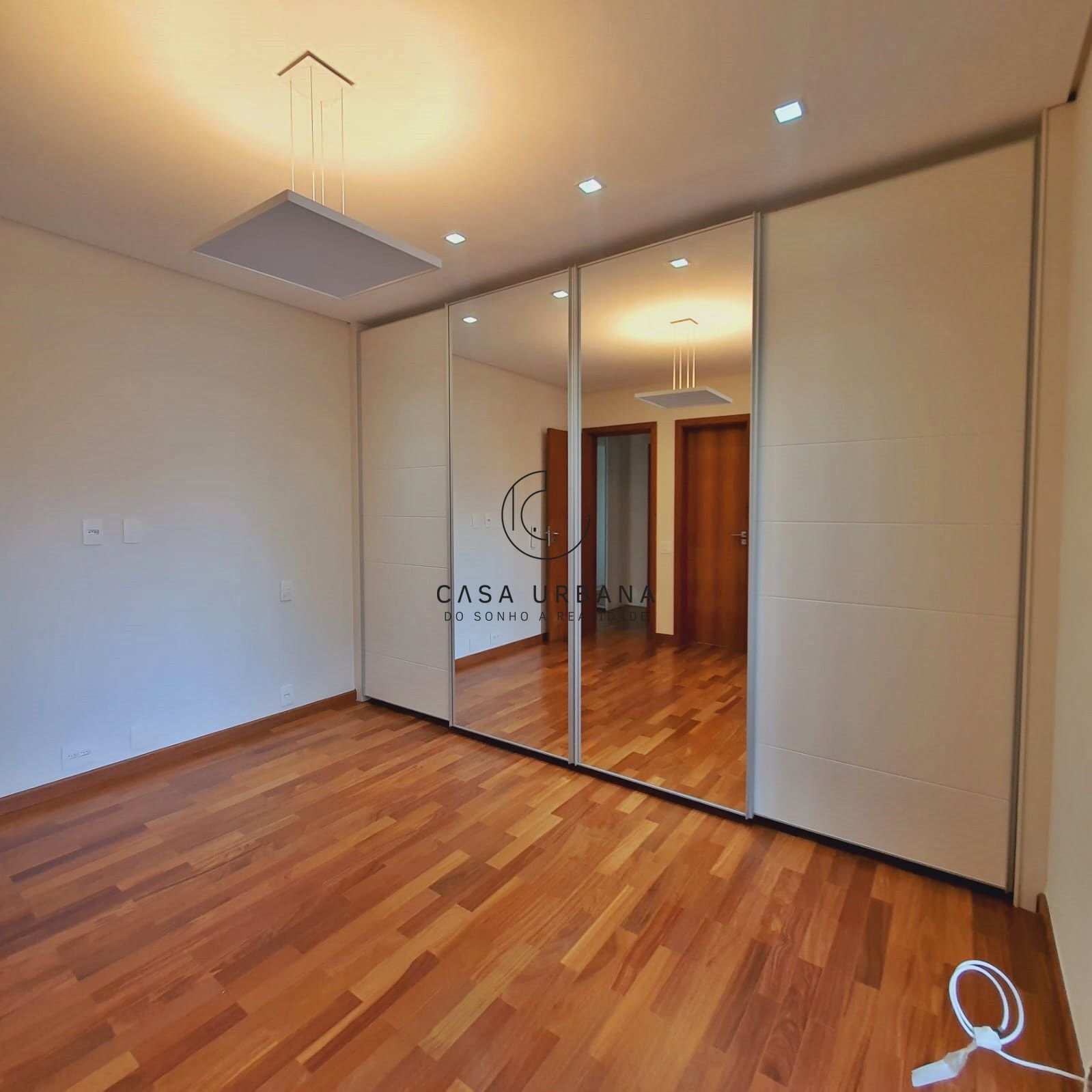 Apartamento à venda com 4 quartos, 220m² - Foto 21