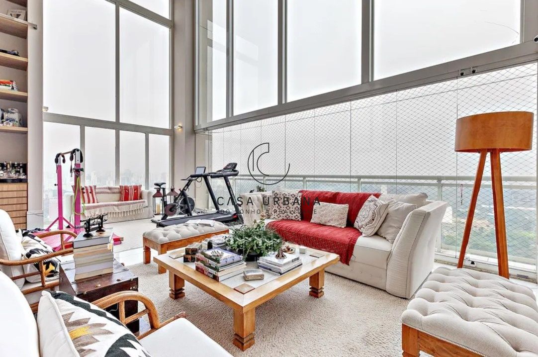 Apartamento, 3 quartos, 367 m² - Foto 1