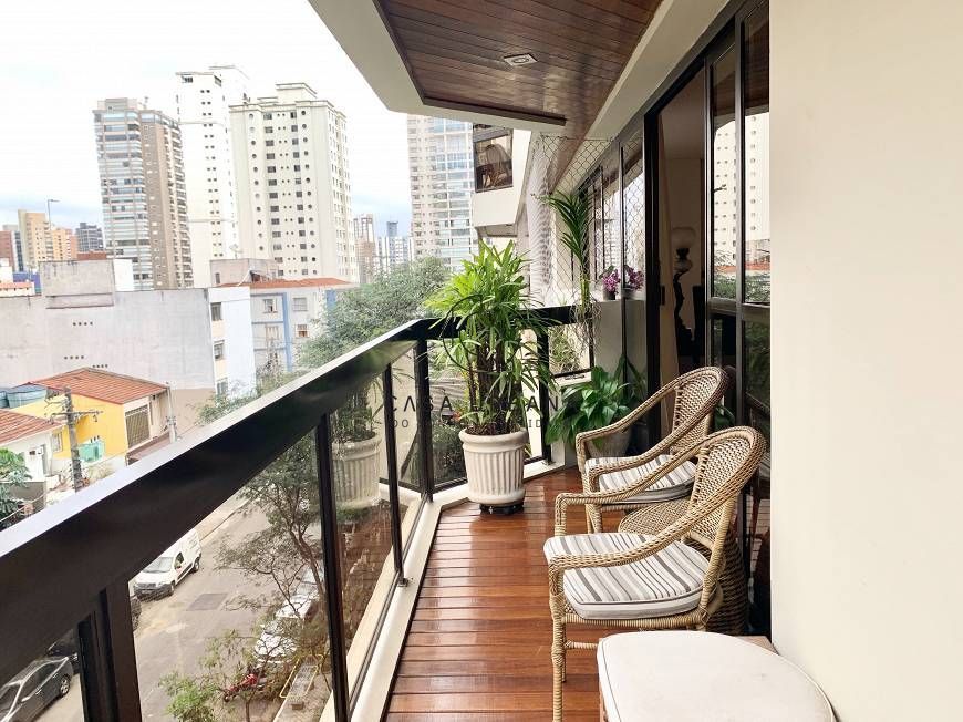 Apartamento à venda com 3 quartos, 158m² - Foto 3