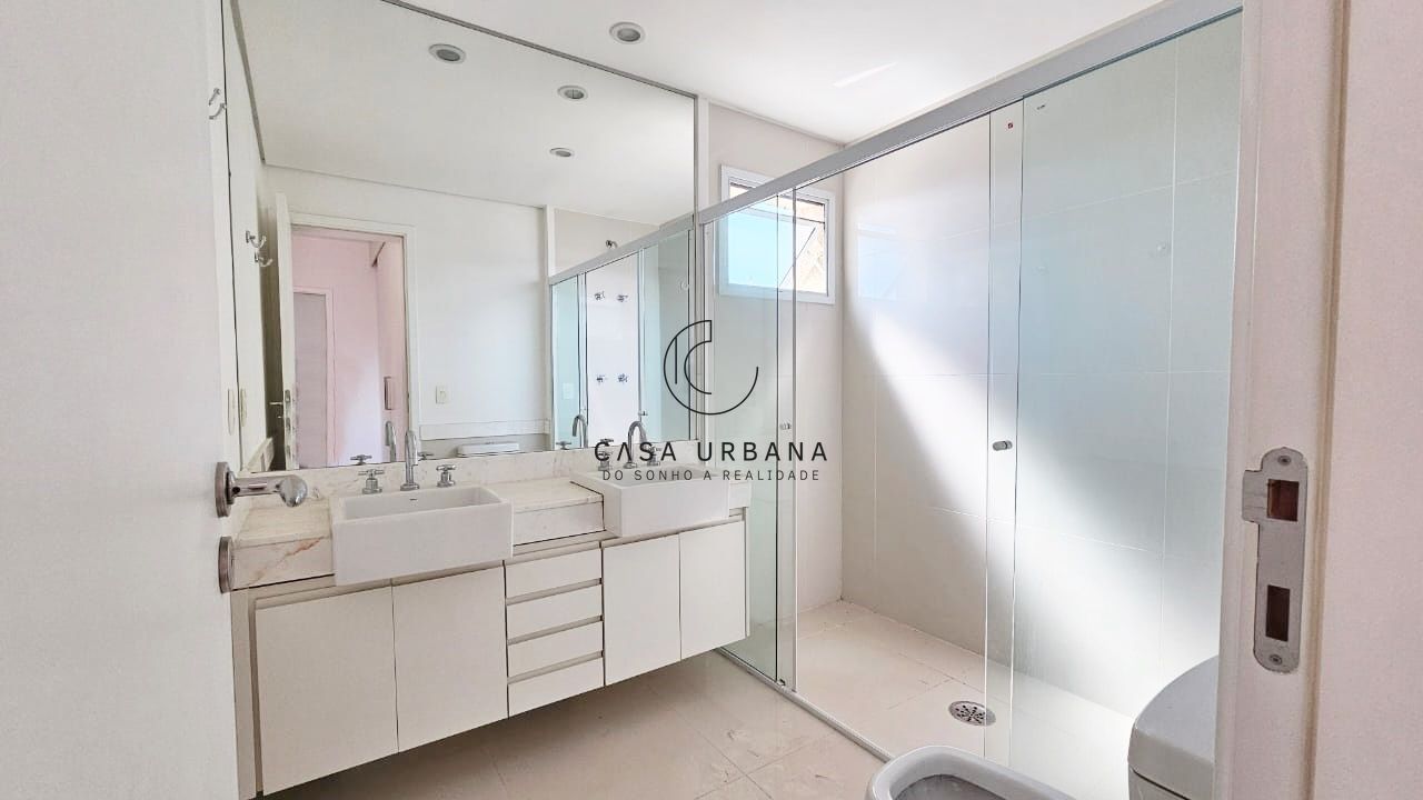 Apartamento à venda com 3 quartos, 156m² - Foto 18